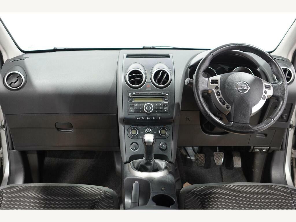 Nissan Qashqai 1.6 Visia 2Wd Black #12