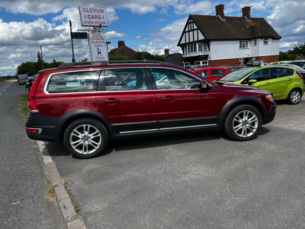 Volvo XC70 2014 2.4L D5 Se Lux Nav Awd 212 Bhp Silver #10