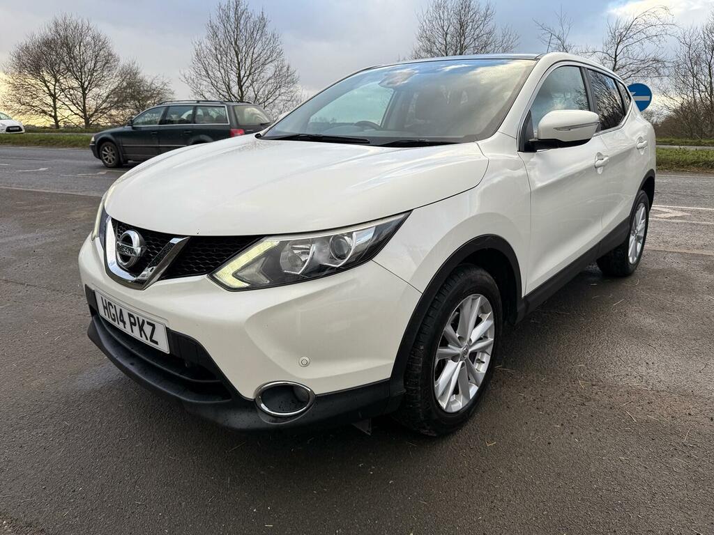 Nissan Qashqai Suv 1.6 Dci Acenta Premium 2014 White #4