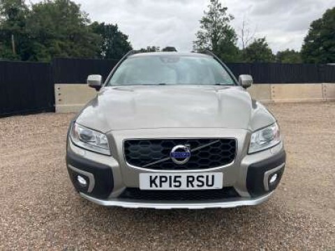Volvo XC70 Estate 2.4 Se Lux D5 Awd 215Hp 2015 KP15RSU Gold #2