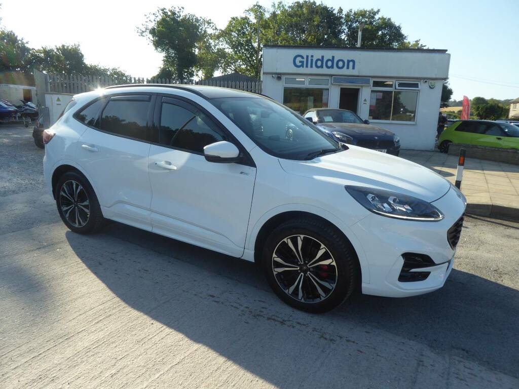 Ford Kuga 2.5 Phev St-line X Edition Navigation 225 Ps White