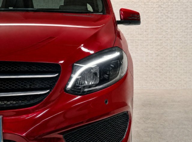 Mercedes-Benz B Class 2.1 B200d Amg Line Red #6