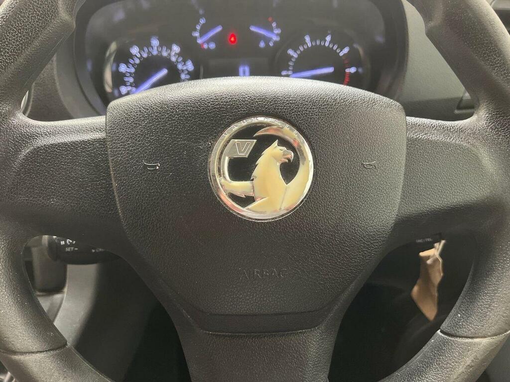 Vauxhall Vivaro 1.5 L2h1 2900 Sportive Ss 101 Bhp Black #16