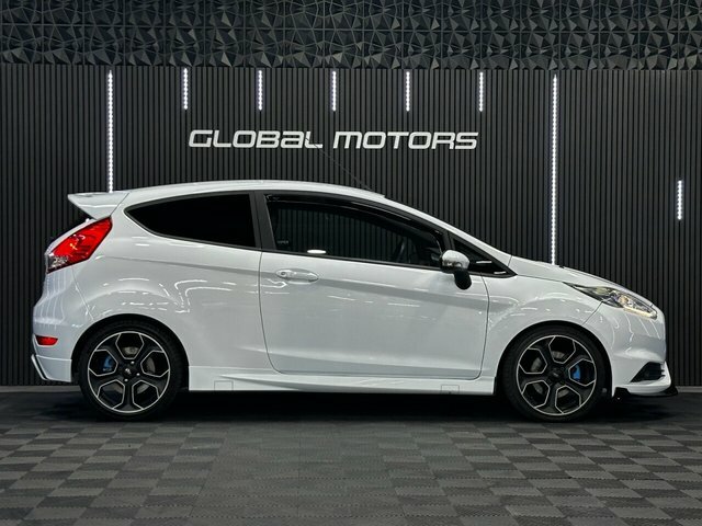 Ford Fiesta 2014 1.6T Ecoboost St-2 Hatchback Manua White #6