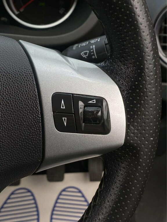 Vauxhall Corsa 1.2I Ecoflex 16V Exclusiv Easytronic Black #16