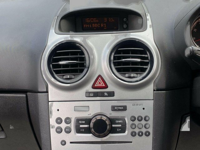 Vauxhall Corsa 1.2I Ecoflex 16V Exclusiv Easytronic Black #31