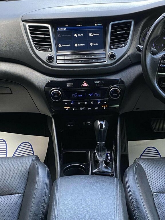 Hyundai Tucson 1.7 Crdi Blue Drive Premium 2Wd Dct Grey #13
