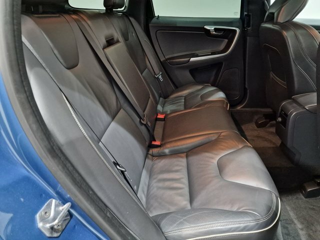 Volvo XC60 2.0 D4 R Design Lux Nav Suv 190 Black #12