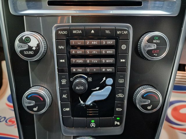 Volvo XC60 2.0 D4 R Design Lux Nav Suv 190 Black #56