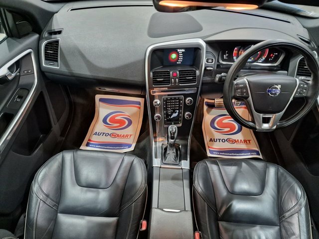Volvo XC60 2.0 D4 R Design Lux Nav Suv 190 Black #24