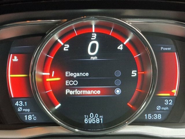 Volvo XC60 2.0 D4 R Design Lux Nav Suv 190 Black #67