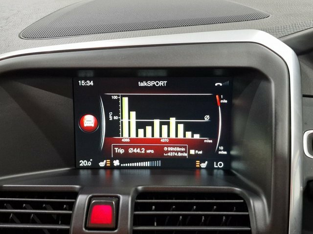 Volvo XC60 2.0 D4 R Design Lux Nav Suv 190 Black #47