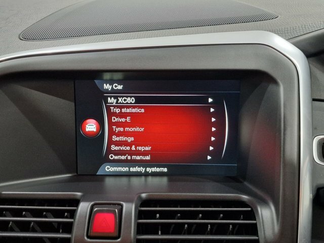 Volvo XC60 2.0 D4 R Design Lux Nav Suv 190 Black #45
