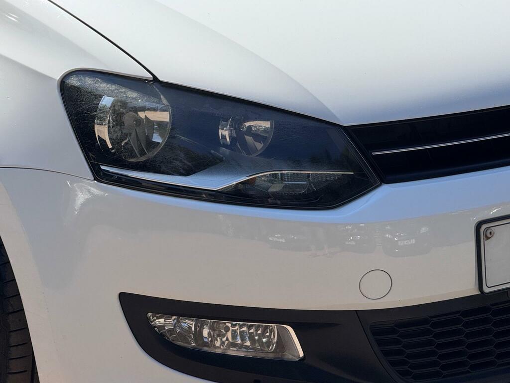 Volkswagen Polo 2011 1.2 Match Hatchback Euro 5 White #66