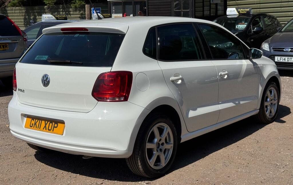 Volkswagen Polo 2011 1.2 Match Hatchback Euro 5 White #16
