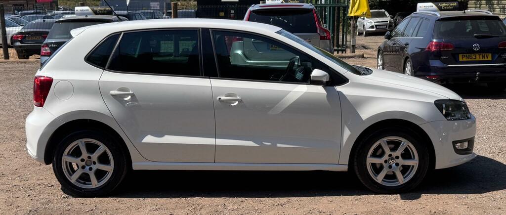 Volkswagen Polo 2011 1.2 Match Hatchback Euro 5 White #14