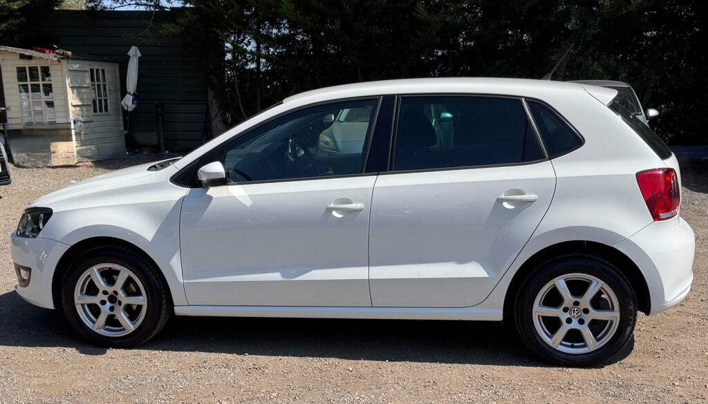 Volkswagen Polo 2011 1.2 Match Hatchback Euro 5 White #10
