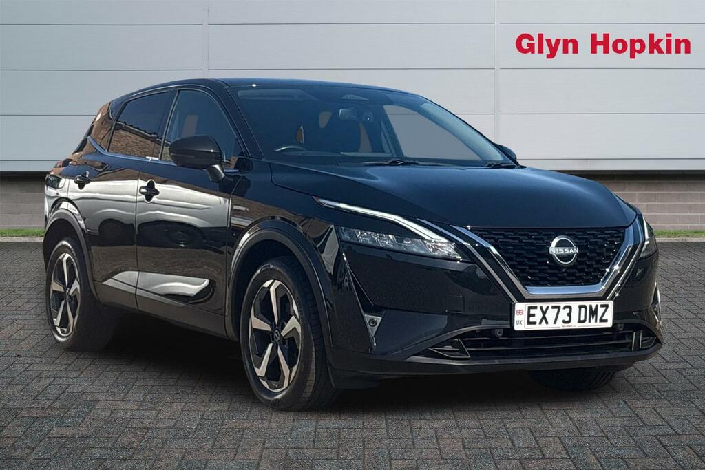 Nissan Qashqai 1.3 Dig-t Mh 158 N-connecta Xtronic Black