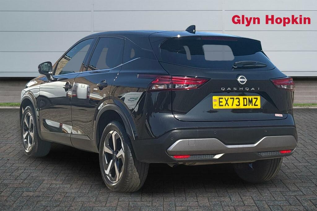 Nissan Qashqai 1.3 Dig-t Mh 158 N-connecta Xtronic EX73DMZ Black #5