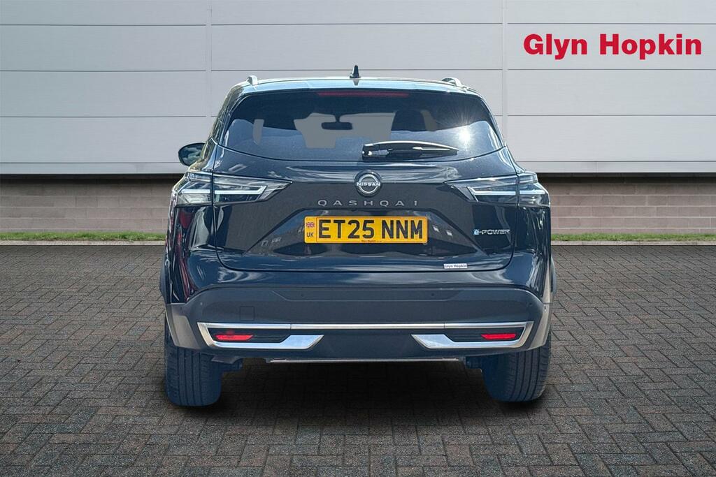 Nissan Qashqai 1.5 E-power N-connecta Glass Roof ET25NNM Black #4