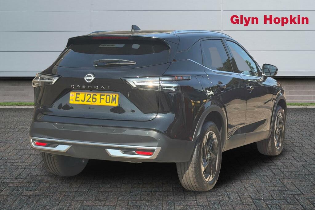 Nissan Qashqai 1.3 Dig-t Mh N-connecta EJ26FOM Black #3
