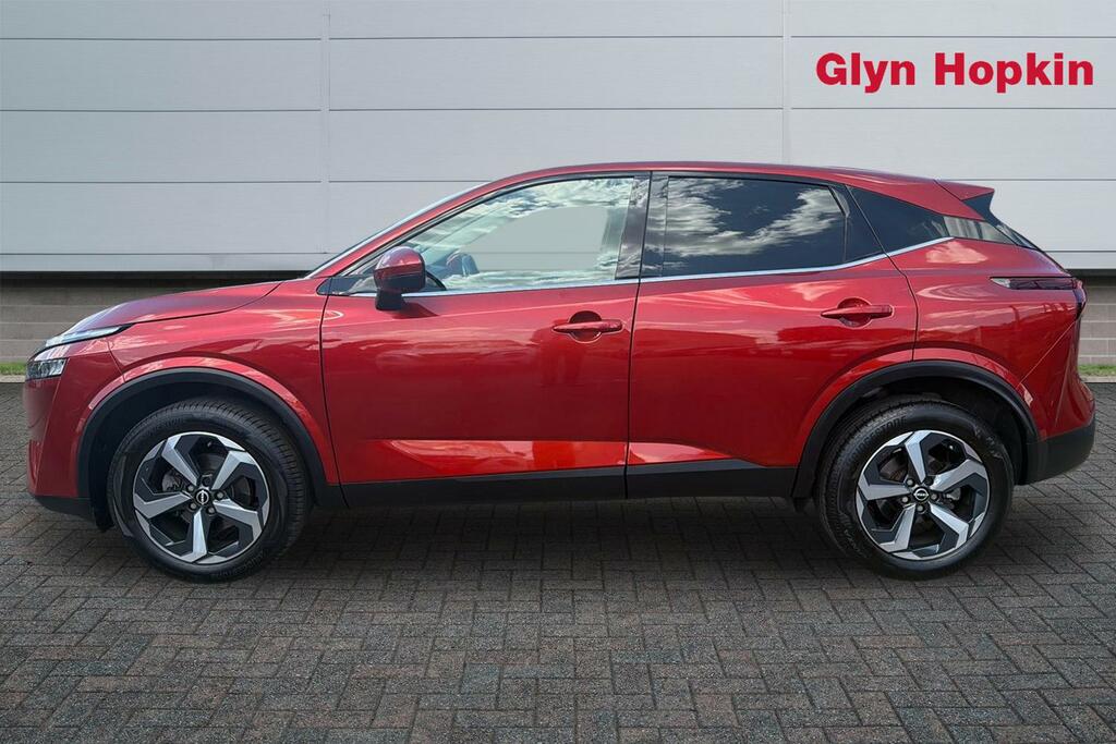 Nissan Qashqai 1.3 Dig-t Mh 158 N-connecta Xtronic Red #6