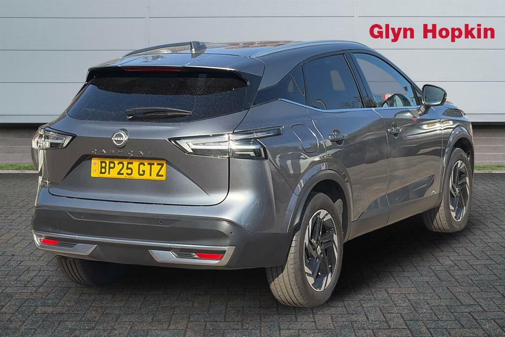 Nissan Qashqai 1.3 Dig-t Mh 158 N-connecta Glass Rf Xtronic BP25GTZ #3