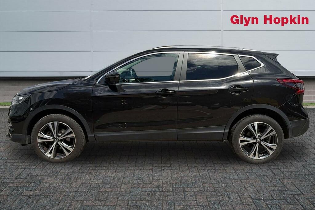 Nissan Qashqai 1.2 Dig-t N-connecta Glass Roof Pack Black #6