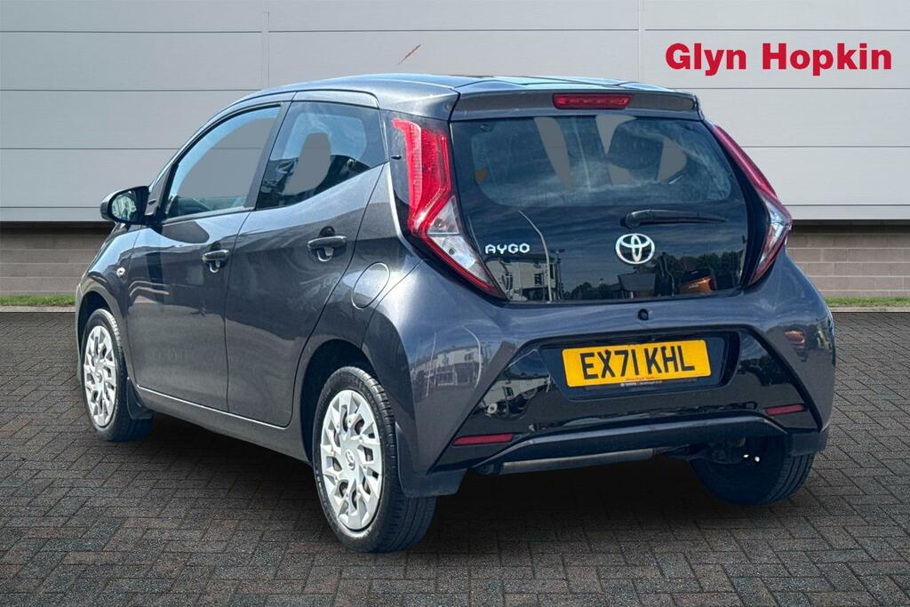 Toyota Aygo 1.0 Vvt-i X-play Tss EX71KHL Grey #5