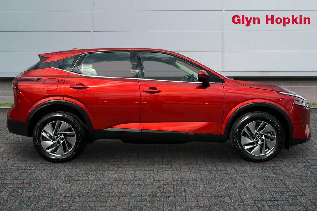 Nissan Qashqai 1.3 Dig-t Mh Acenta Premium Red #2