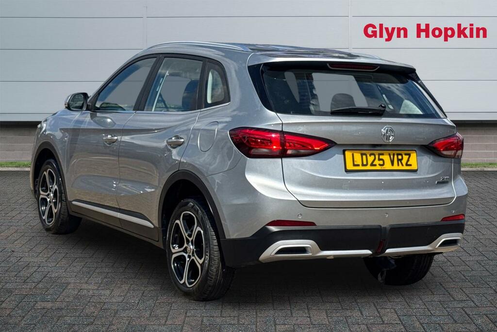 MG ZS 1.5 Hybrid Se Silver #5