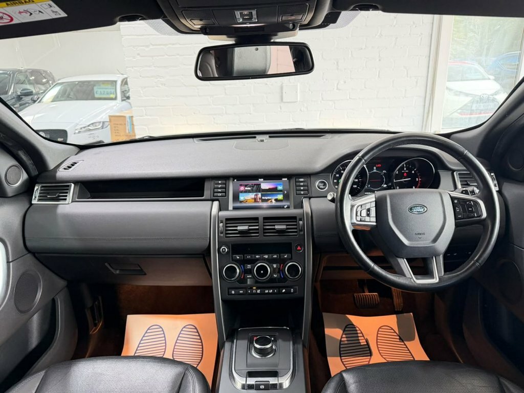 Land Rover Discovery Sport 2L Landmark OW19NGO Black #4