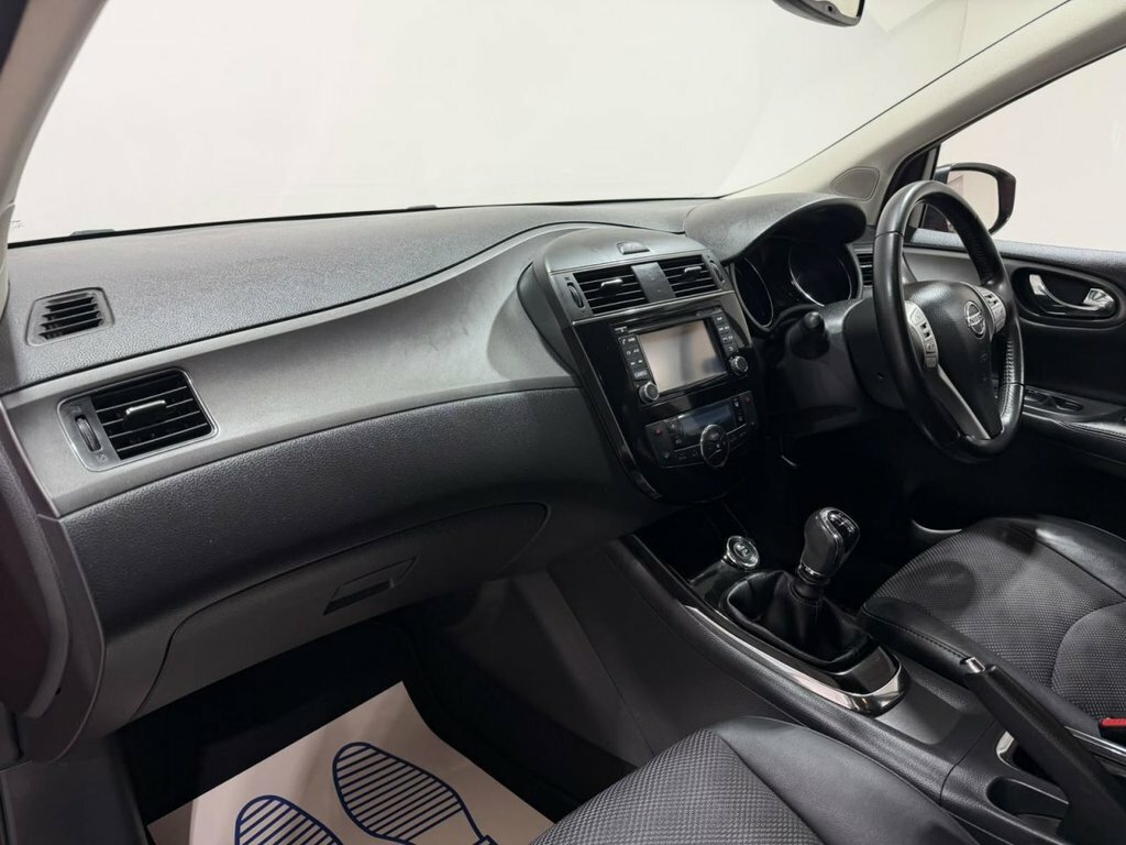 Nissan Pulsar 1.2 Dig-t 115 N-connecta With Sat Nav And Rear Vie Red #12
