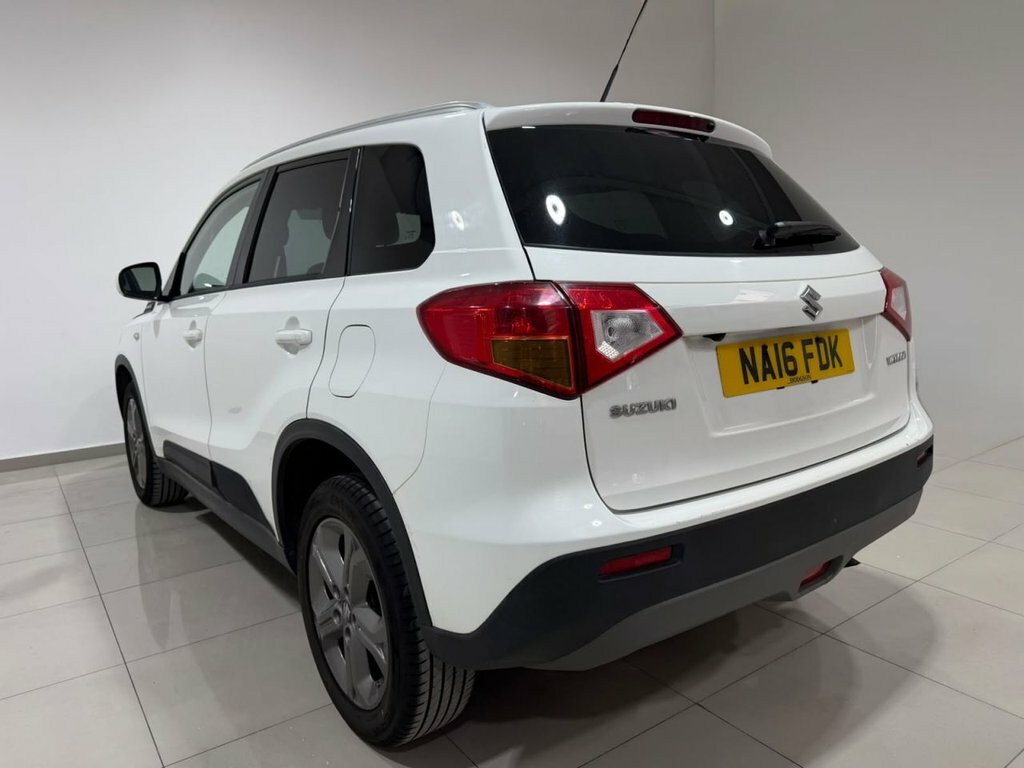 Suzuki Vitara 1.6L Sz-t White #6
