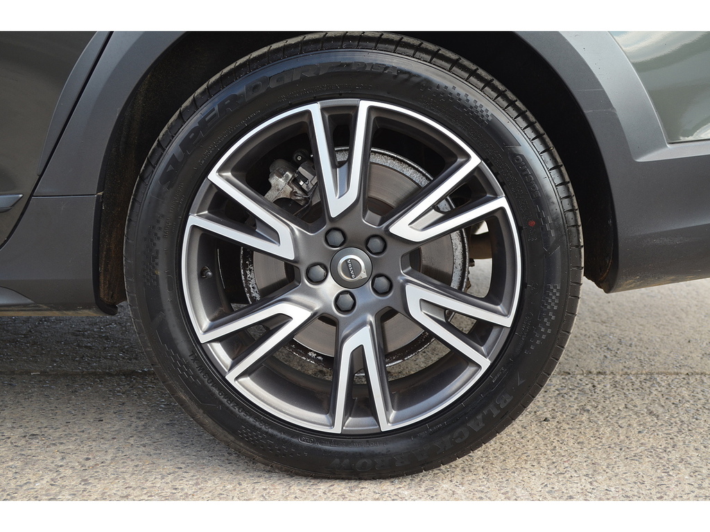 Volvo V90 Cross Country D5 Powerpulse Awd Pro Pack, Heated Wind Gold #33