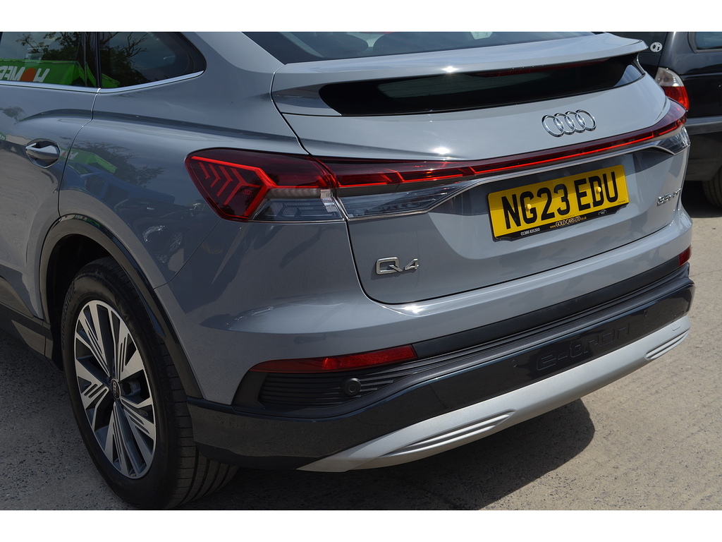 Audi Q4 E Tron Q4 Sportback S Sport 40 E-tron 150,00 Kw Silver #42