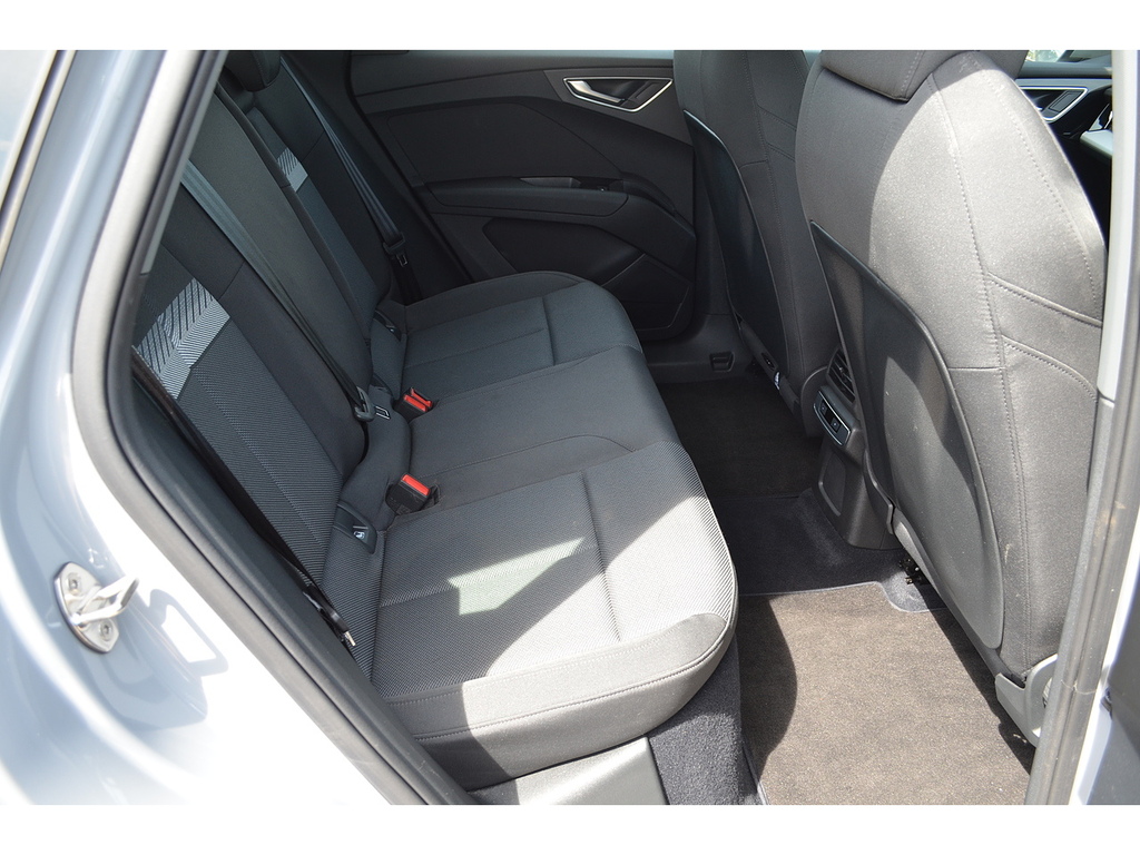 Audi Q4 E Tron Q4 Sportback S Sport 40 E-tron 150,00 Kw Silver #20