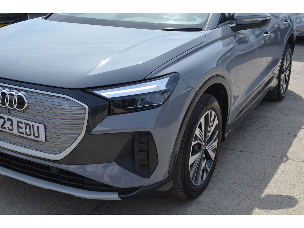 Audi Q4 E Tron Q4 Sportback S Sport 40 E-tron 150,00 Kw Silver #40