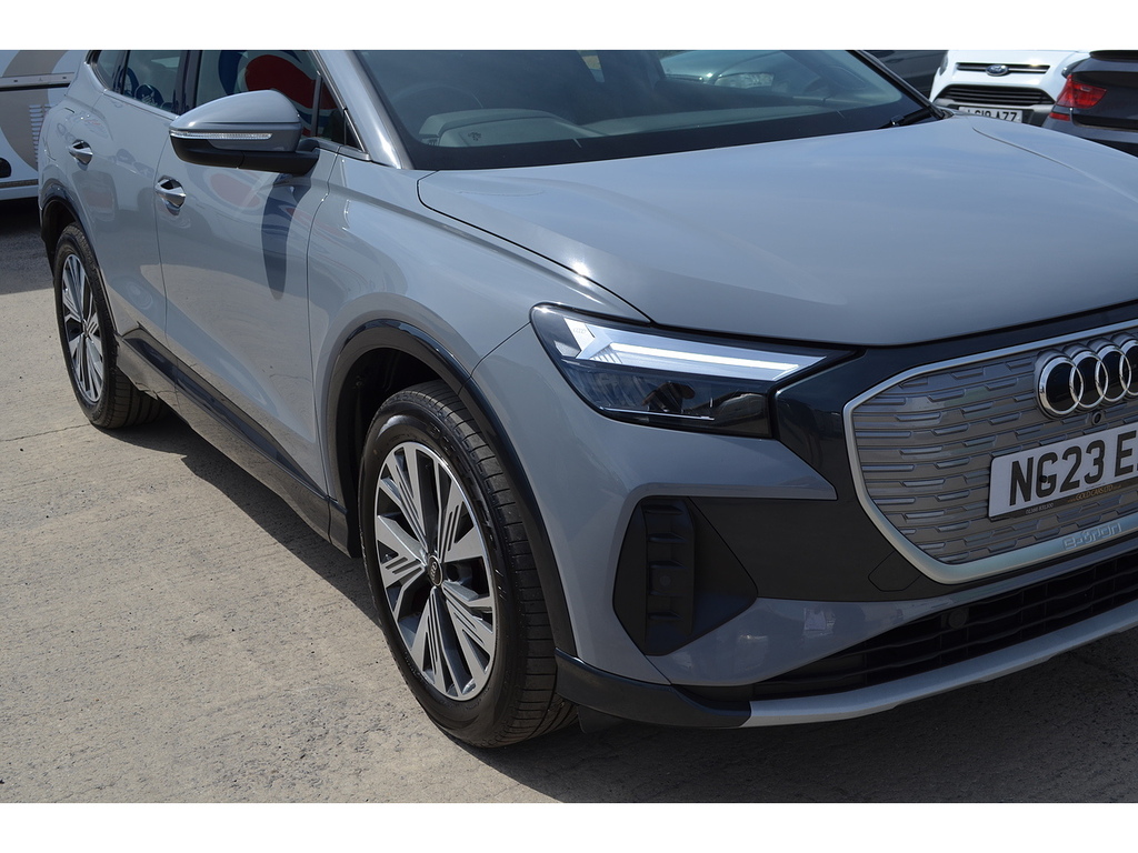 Audi Q4 E Tron Q4 Sportback S Sport 40 E-tron 150,00 Kw Silver #36