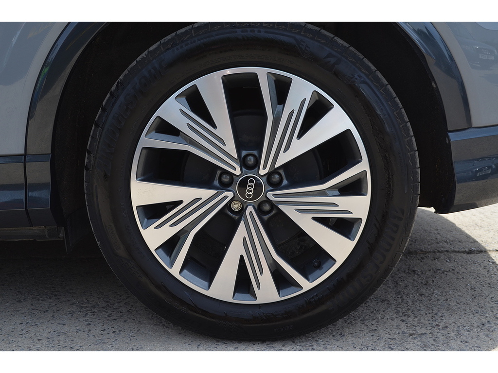 Audi Q4 E Tron Q4 Sportback S Sport 40 E-tron 150,00 Kw Silver #35