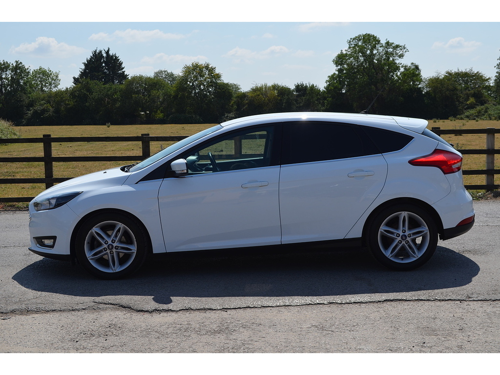 Ford Focus T Ecoboost Titanium White #5
