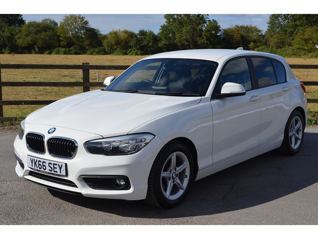 BMW 1 Series 116D Ed Plus White #4