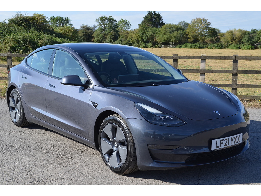 Tesla Model 3 Long Range Grey