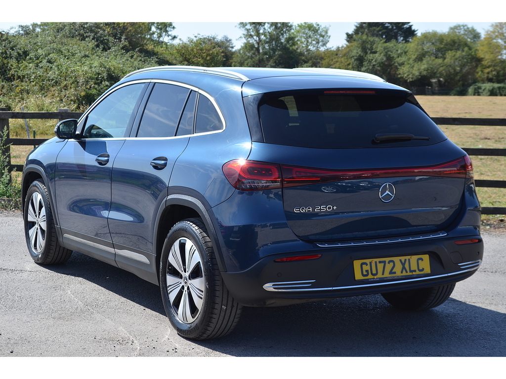 Mercedes-Benz EQA Eqa 250 Sport Blue #6