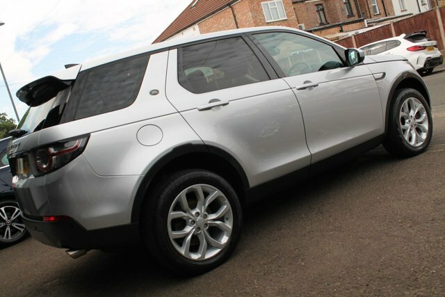 Land Rover Discovery Sport 2016 2.0 Td4 Hse Suv 4Wd Euro 6 S LE65WST Silver #3