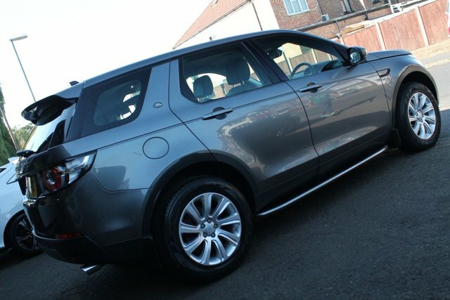 Land Rover Discovery Sport 2016 2.0 Td4 Se Tech Suv 4Wd Euro Grey #3