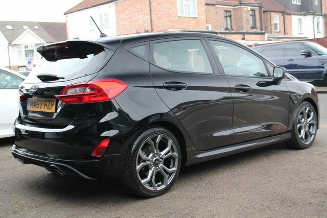 Ford Fiesta 2017 1.0T Ecoboost St-line Hatchback Ma MW67FZP Black #3