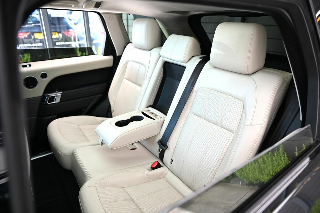 Land Rover Range Rover Sport Svr Black #12
