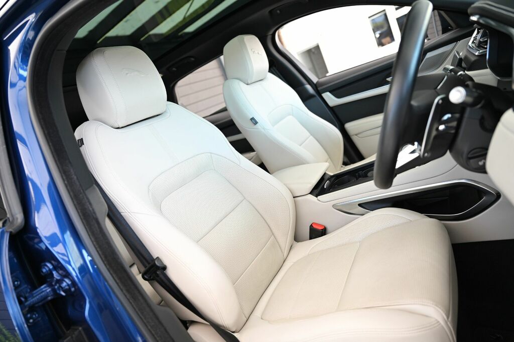 Jaguar F-Pace 2.0 D200 Mhev R-dynamic Black Suv Blue #2