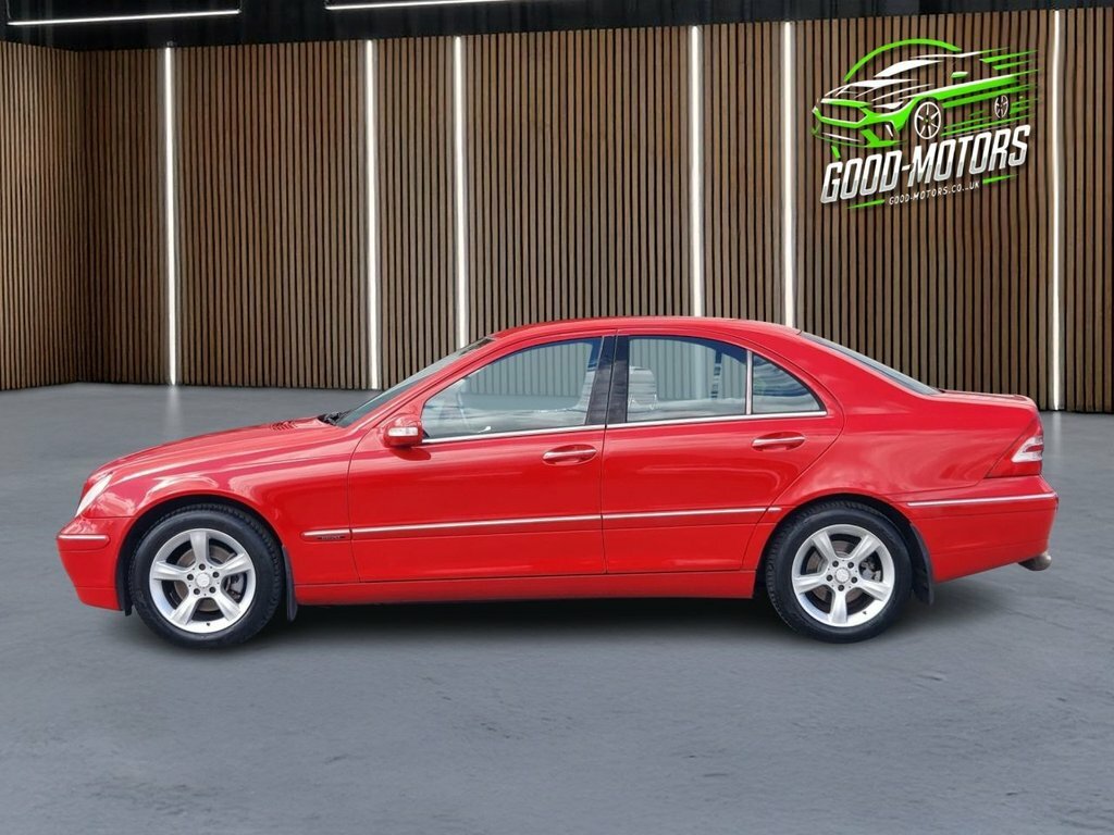 Mercedes-Benz C Class Convertible 2.0 C 200 Amg Line Premium Plus Black #8